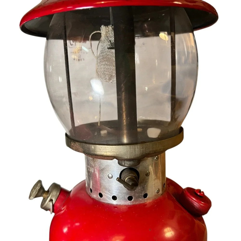 Two VTG Coleman Red 200A Lanterns Single Mantle Pyrex Globe 1962 & 1963 Made USA